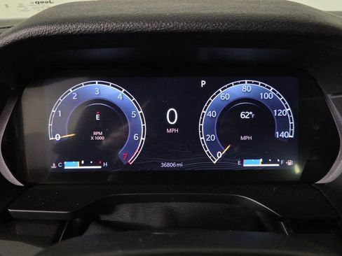 Used 2023 Jeep Grand Cherokee L Laredo AWD/4WD image 21