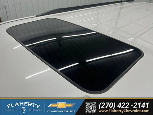 Used 2016 Chevrolet Suburban LT AWD/4WD image 35