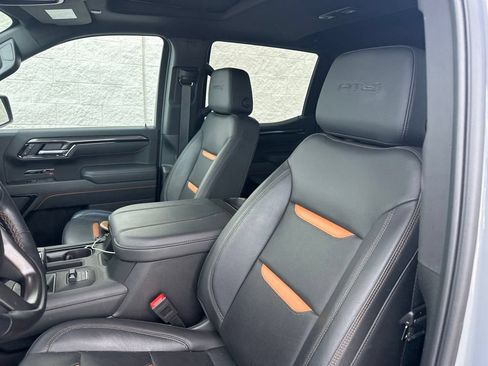 Used 2025 GMC Sierra 1500 AT4 AWD/4WD image 14