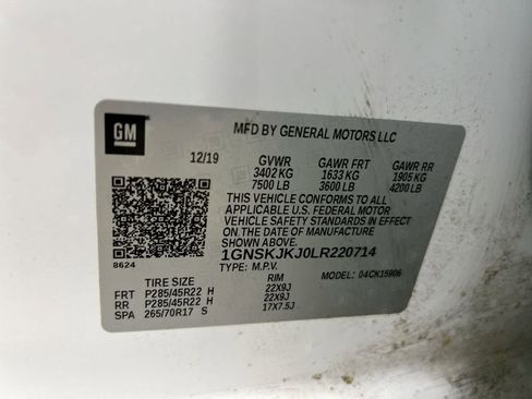 Used 2020 Chevrolet Suburban Premier w/ Premier Plus Edition image 30