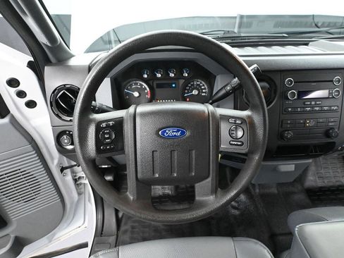 Used 2016 Ford F250 XL w/ Power Equipment Group image 26