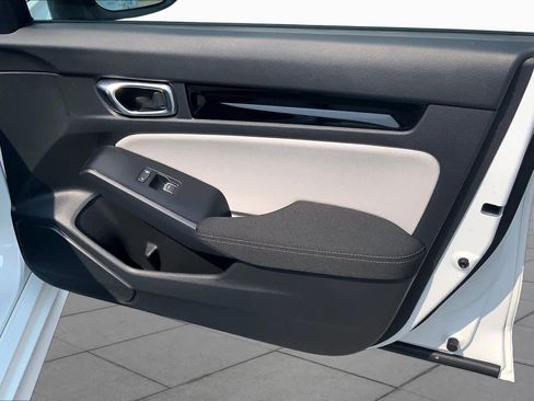 Used 2025 Honda Civic Sport image 23