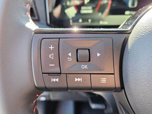 New 2026 Nissan Kicks SR w/ Cold Weather Package FWD image 23