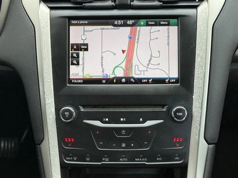 Used 2015 Ford Fusion SE w/ Equipment Group 202A image 20