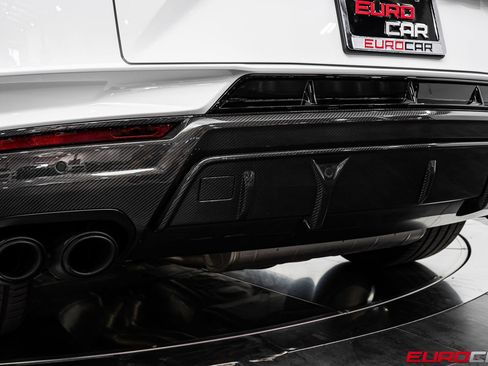 Used 2024 Lamborghini Urus Performante AWD/4WD image 29
