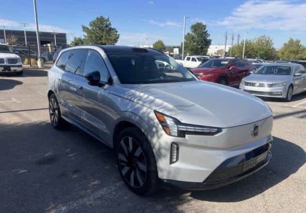 Used 2025 Volvo EX90 Ultra AWD/4WD image 6
