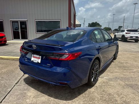 Used 2025 Toyota Camry XSE image 7