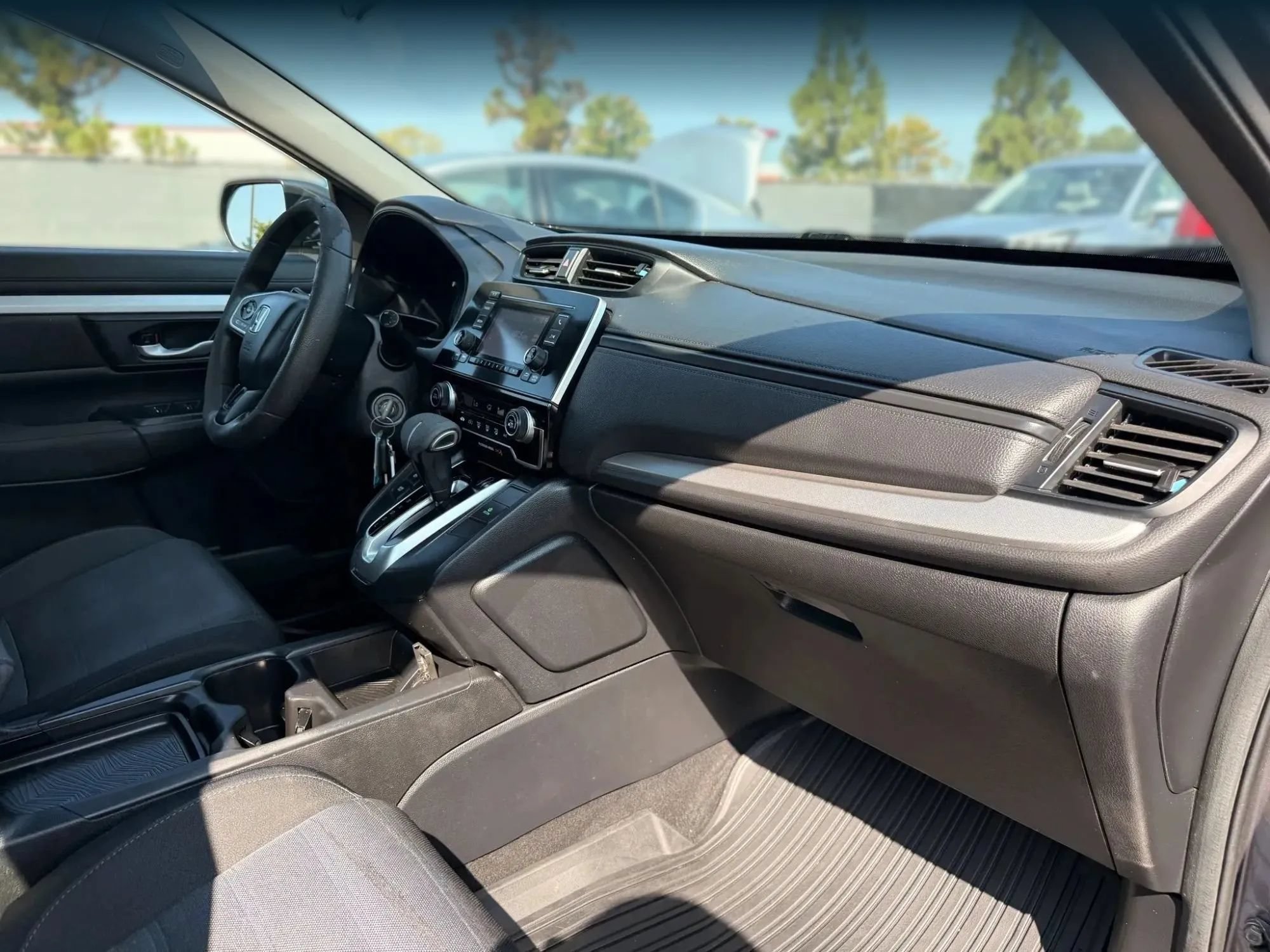 Used 2019 Honda CR-V LX image 19