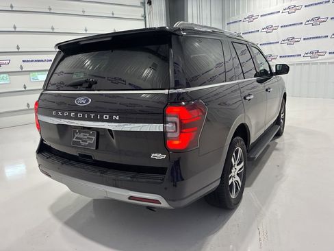 Used 2024 Ford Expedition Limited image 7