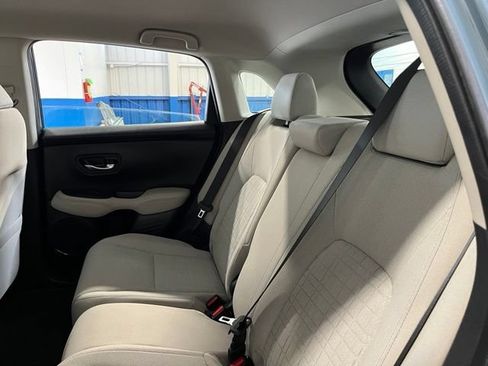 Used 2024 Honda HR-V LX image 18