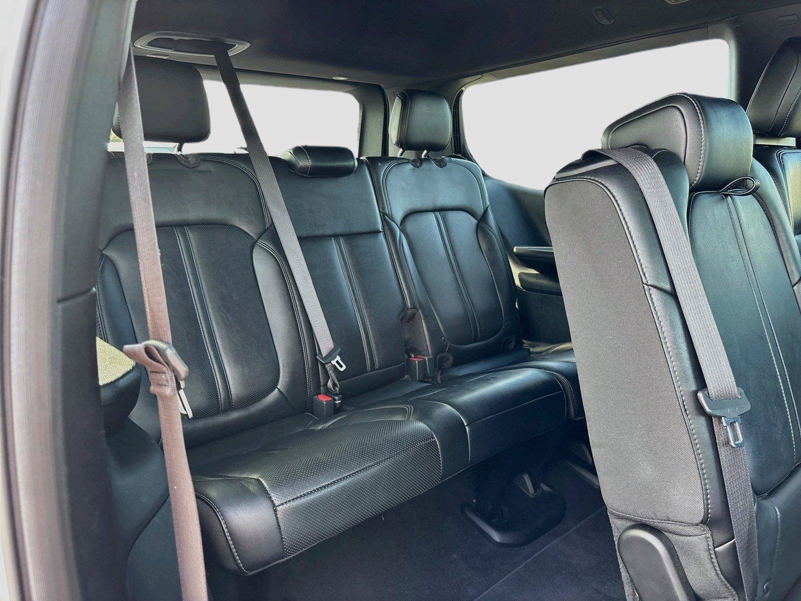 Used 2024 Jeep Wagoneer Series II w/ Flexible Seating Group RWD image 28