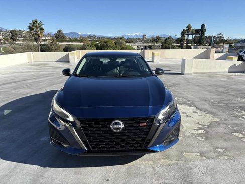 Used 2024 Nissan Altima 2.5 SR image 5