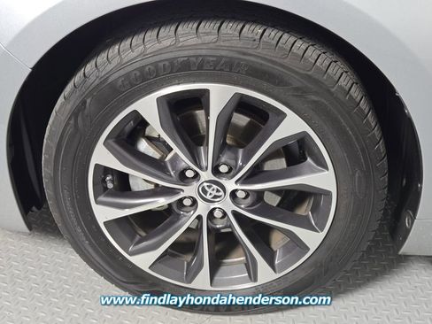 Used 2016 Toyota Avalon XLE w/ Protection Package image 9