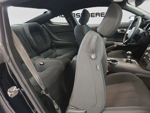 Used 2019 Ford Mustang Coupe RWD image 29