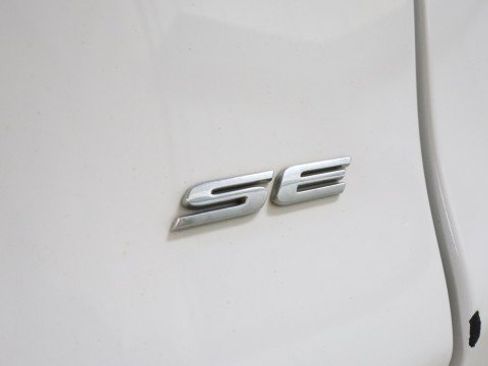 Used 2017 Ford Fusion SE FWD image 21