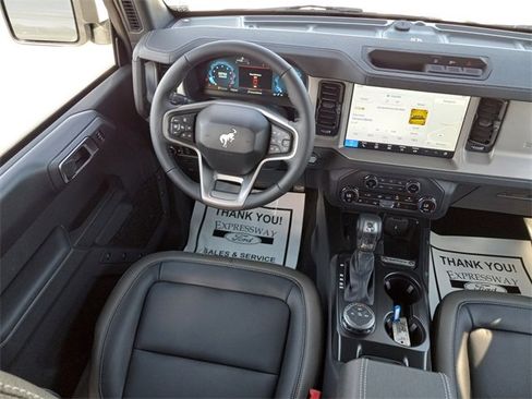 New 2025 Ford Bronco Outer Banks image 13