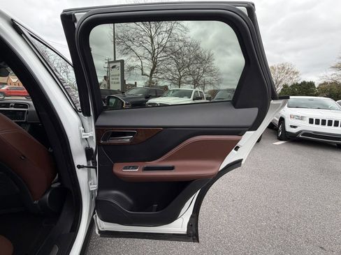 Used 2019 Jaguar F-PACE S AWD/4WD image 39