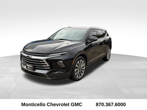 Used 2023 Chevrolet Blazer Premier w/ Enhanced Convenience Package image 8
