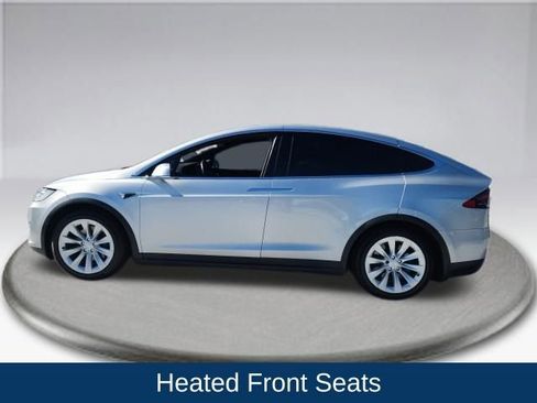 Used 2018 Tesla Model X 75D image 15
