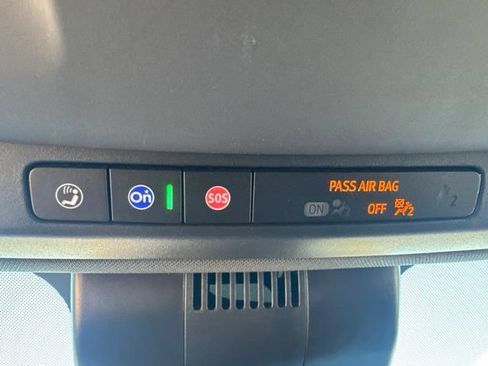 Used 2025 Chevrolet Tahoe Premier RWD image 32