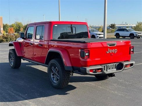 New 2025 Jeep Gladiator Mojave image 5