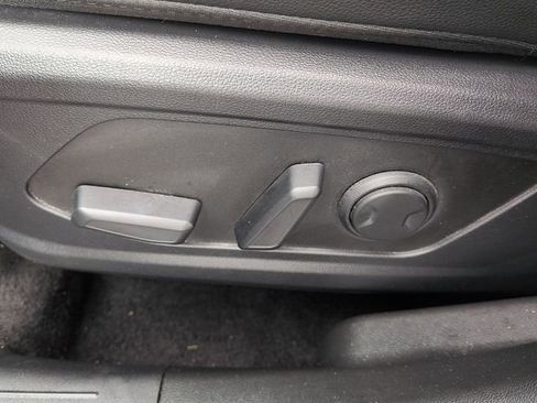 Used 2025 Hyundai Santa Cruz SEL AWD/4WD image 16