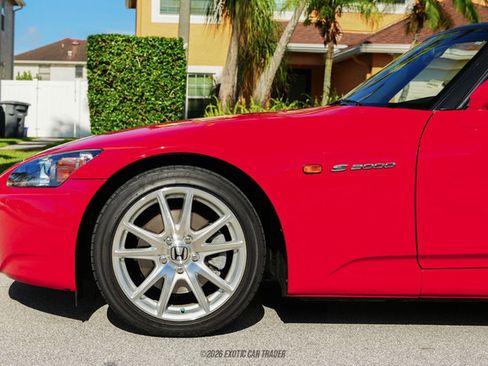 Used 2004 Honda S2000 image 4