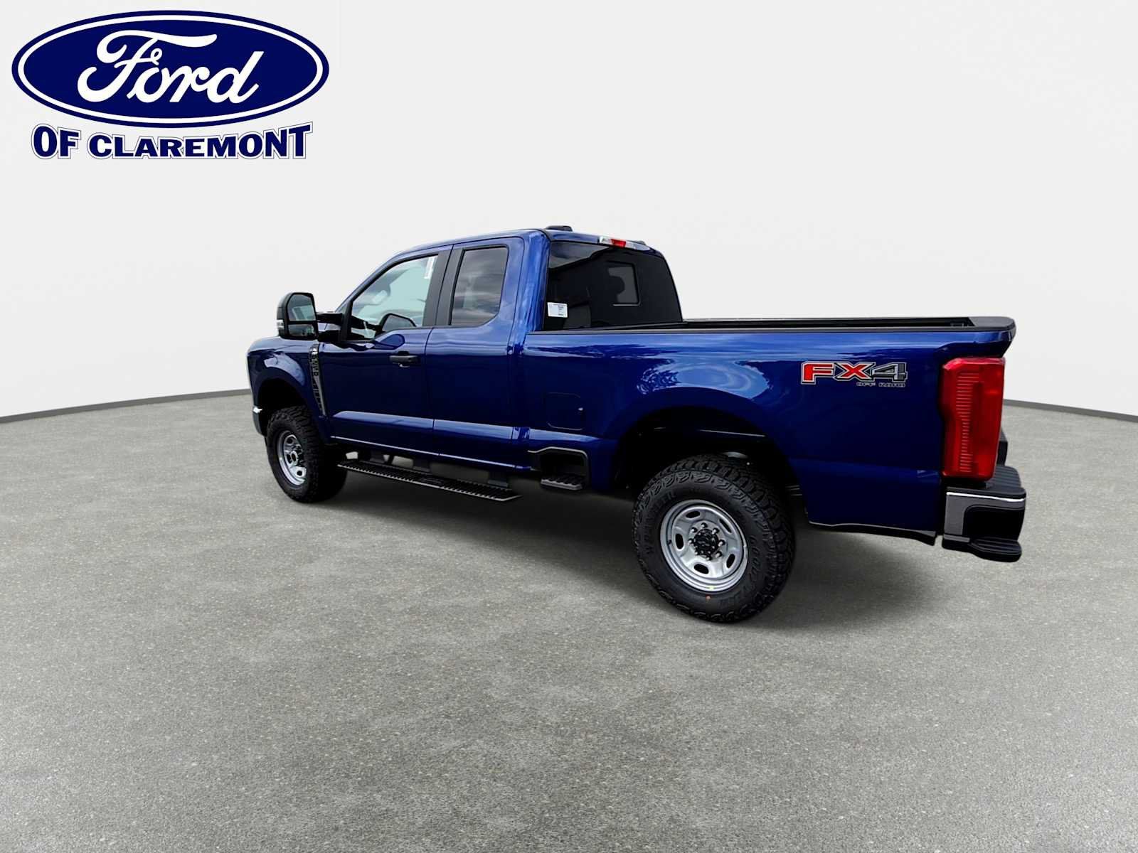 New 2026 Ford F250 XL w/ XL Off-Road Package AWD/4WD image 6