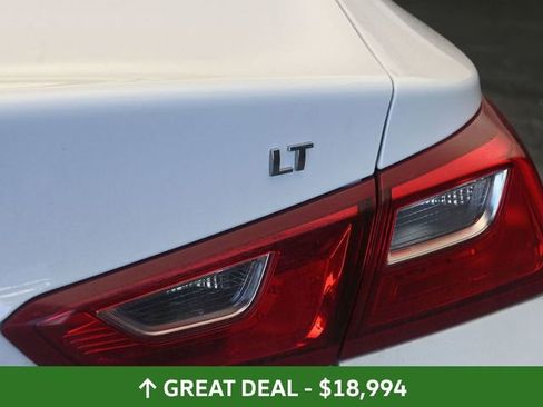 Used 2025 Chevrolet Malibu LT image 15