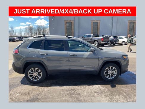 Used 2021 Jeep Cherokee Latitude Plus image 1