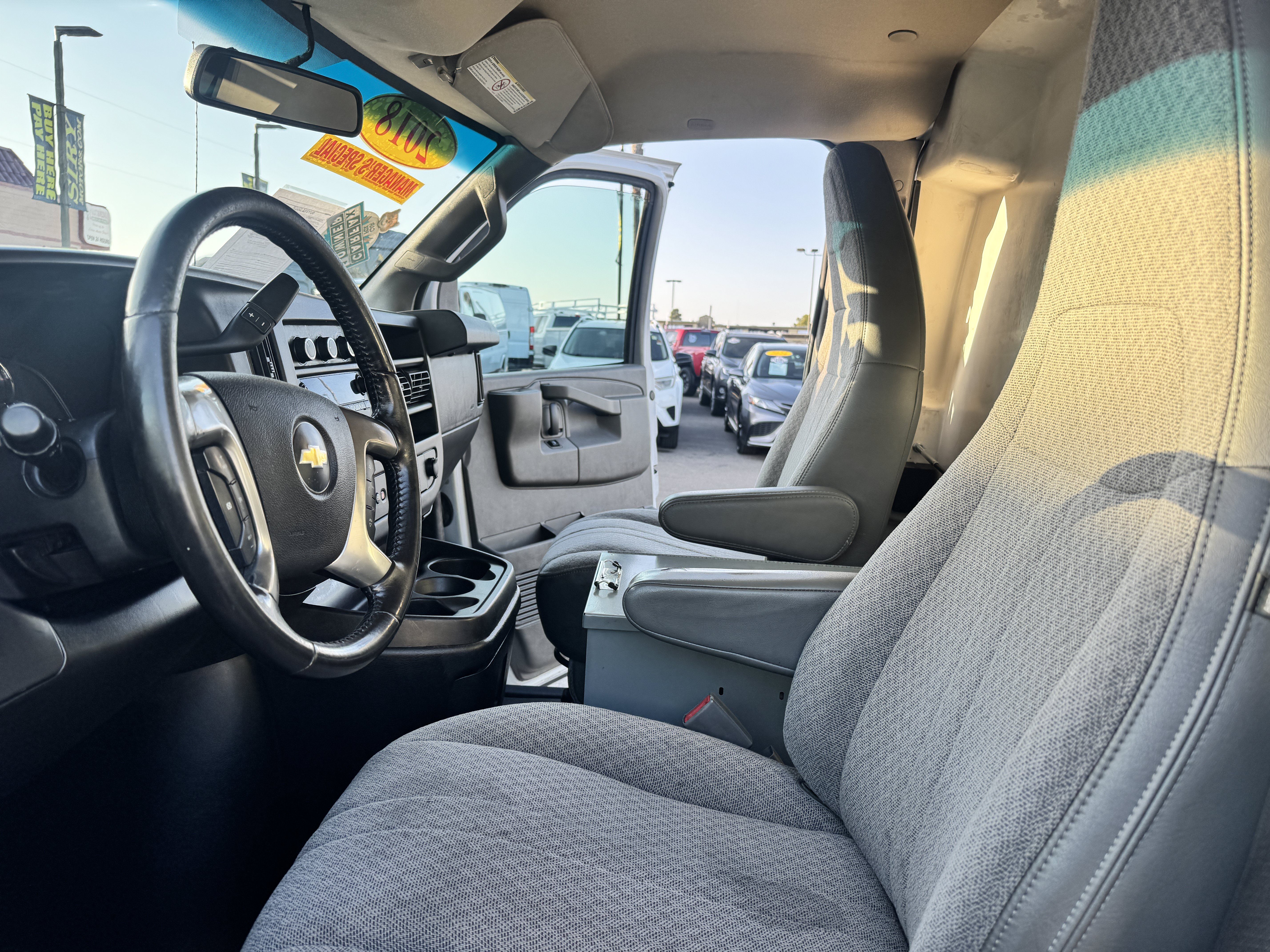 Used 2018 Chevrolet Express 3500 Extended w/ Driver Convenience Package RWD image 11