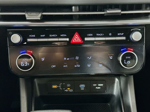 Used 2025 Hyundai Santa Cruz SEL FWD image 24