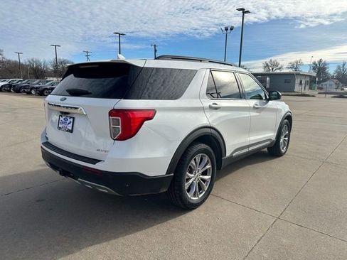 Certified 2023 Ford Explorer XLT w/ Equipment Group 202A image 5