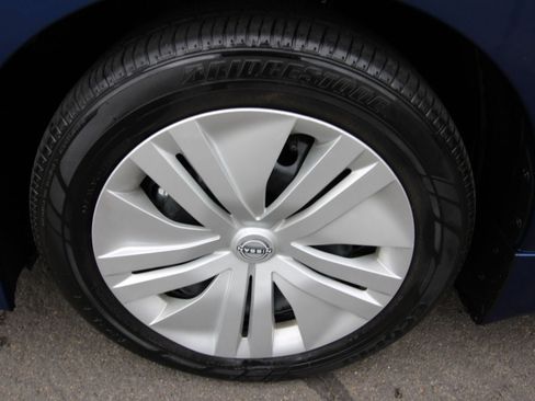 Used 2023 Nissan Leaf S image 33