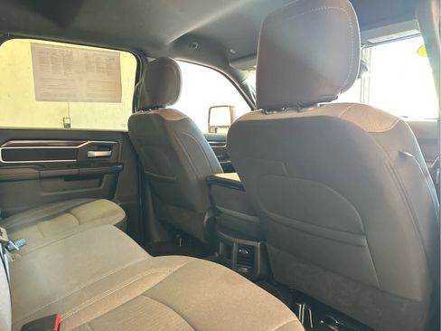 Used 2024 RAM 2500 Big Horn image 28