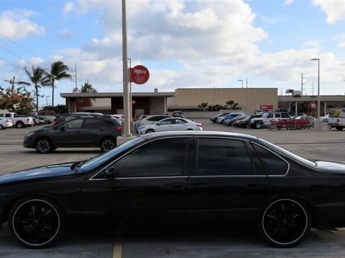 Used 1995 Chevrolet Impala SS RWD image 2