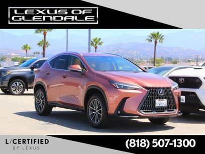 Certified 2025 Lexus NX 250 FWD w/ Accessory Package (2T)