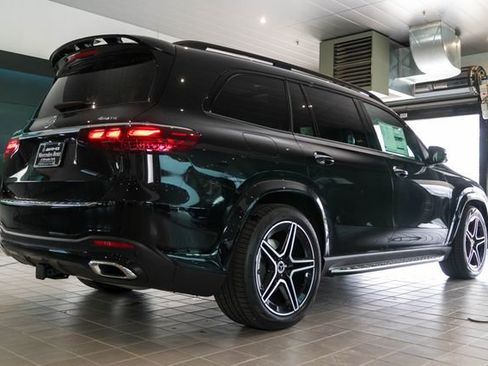 New 2026 Mercedes-Benz GLS 450 4MATIC image 8