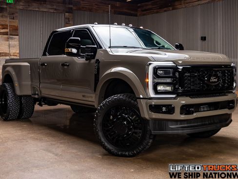 Used 2026 Ford F450 Platinum w/ Platinum Plus Package AWD/4WD image 1