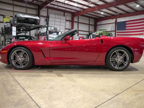 Used 2009 Chevrolet Corvette Convertible w/ Preferred Equipment Group image 4