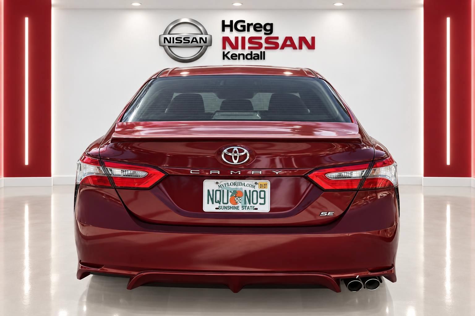Used 2018 Toyota Camry SE FWD image 4
