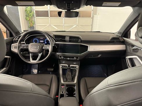 Used 2021 Audi Q3 2.0T Premium w/ Convenience Package image 28