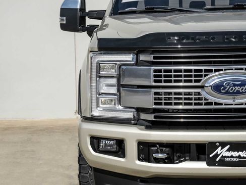 Used 2017 Ford F250 Platinum w/ Platinum Ultimate Package image 50