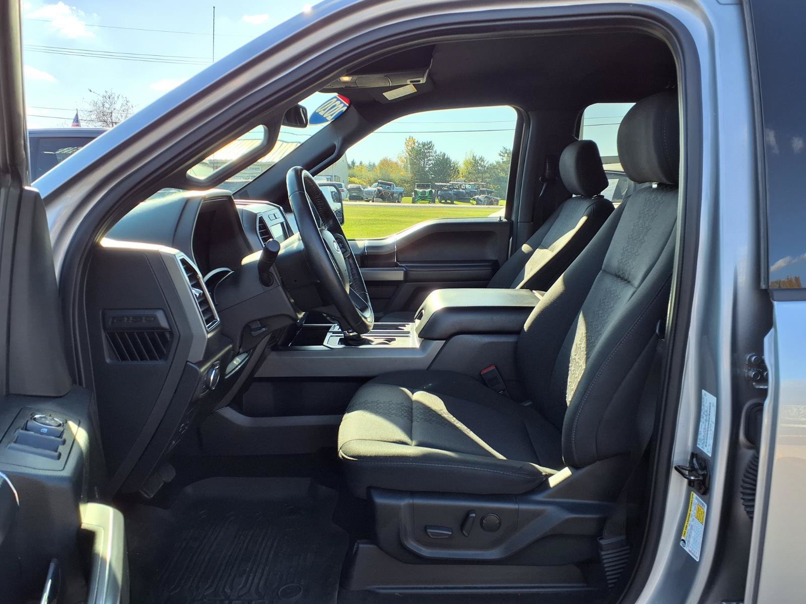 Used 2020 Ford F150 XLT w/ Equipment Group 302A Luxury AWD/4WD image 16