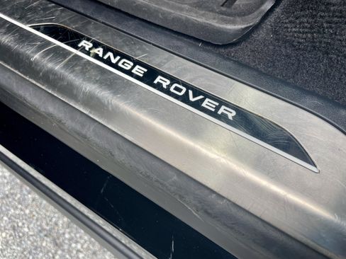 Used 2024 Land Rover Range Rover Sport SE AWD/4WD image 38