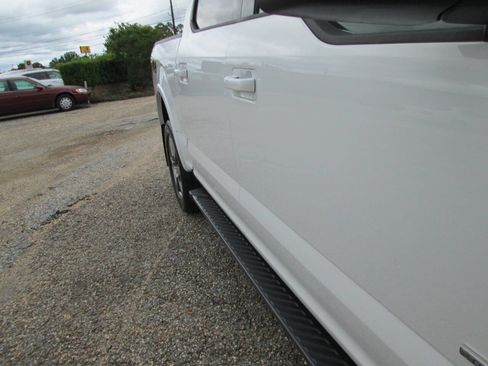 Used 2016 Ford F150 XLT w/ Equipment Group 302A Luxury AWD/4WD image 84