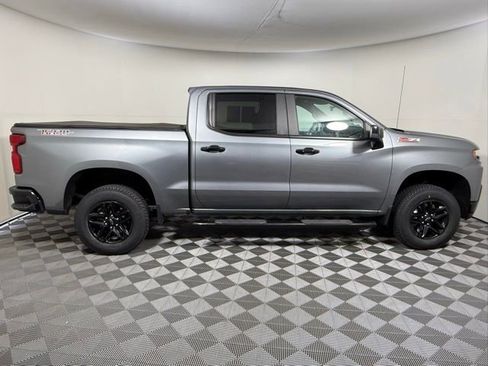 Used 2021 Chevrolet Silverado 1500 LT Trail Boss w/ Convenience Package II image 7