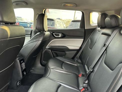 Certified 2022 Jeep Compass Limited image 7