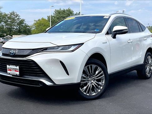 Used 2021 Toyota Venza XLE w/ Softex Package AWD/4WD image 1