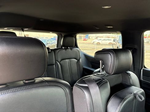 Used 2024 Jeep Wagoneer Series II w/ Flexible Seating Group AWD/4WD image 14